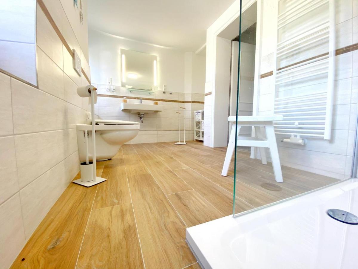 Reethaus Vilmnitz - Ferienwohnung Vilm Екстер'єр фото